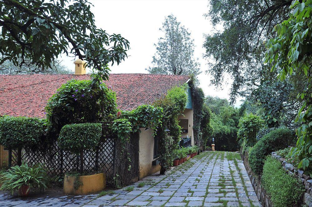 Welcomheritage Connaught House Ābu Eksteriør billede